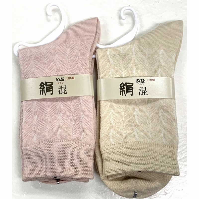 【日本製☆絹☆肌に優しく快適】婦人　シルク混　リーフ柄ソックス